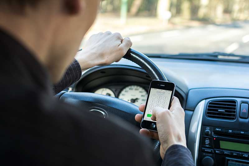 Texas-Laws-on-Cellphone-Use-While-Driving