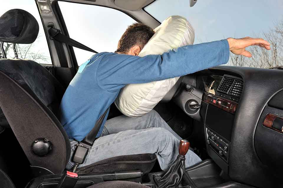 Seatbelt-&-Airbag-Injuries